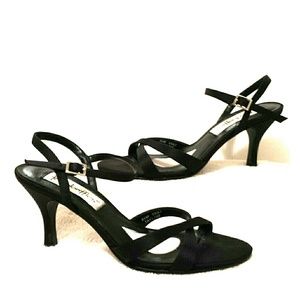 Coloriffics black strappy heels