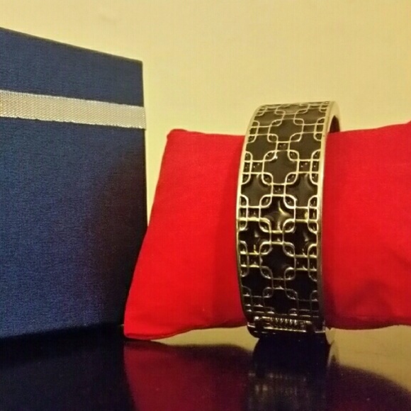 Bracelet - Picture 2 of 2