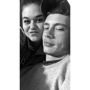 Meet your Posher, Hunter