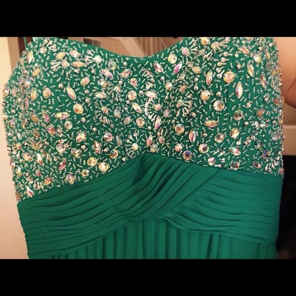 Long Emerald Green Prom Dress