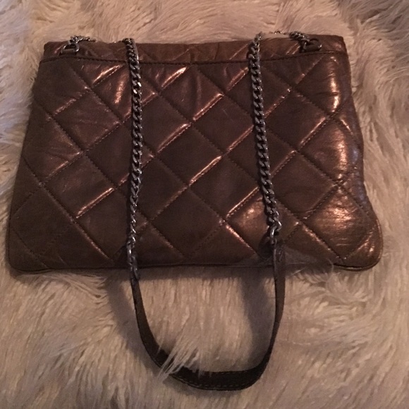 MK Metallic Leather Quilt shoulder bag 💋 - Picture 2 of 4