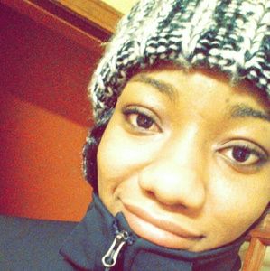 Meet your Posher, Marie