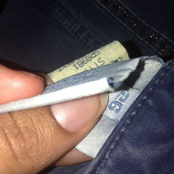 Robin Jeans - Picture 2 of 3