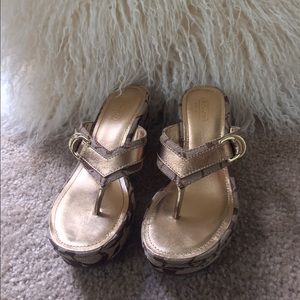 💄1 HOUR SALE!!💄 COACH SANDALS! (NWOT)