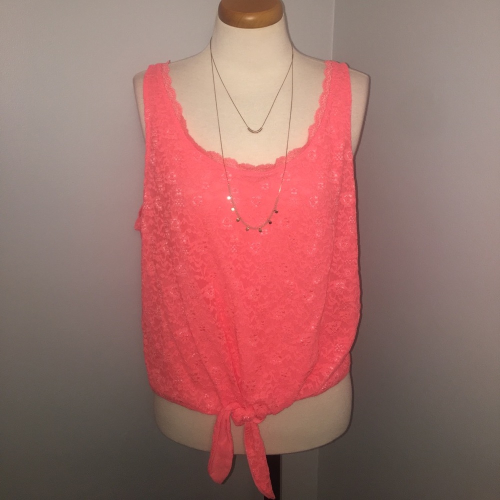 NWOT VS coral lace crop top