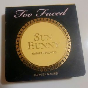 Too Faced Sun Bunny Bronzer .08 oz.