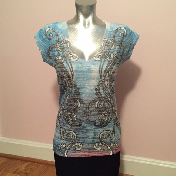 Ladies Blue and White Tee Large