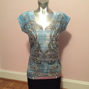Ladies Blue and White Tee Large