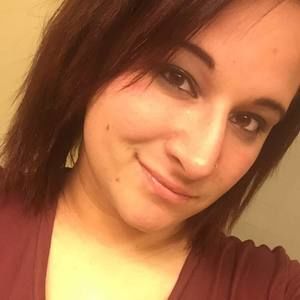 Meet your Posher, Caity