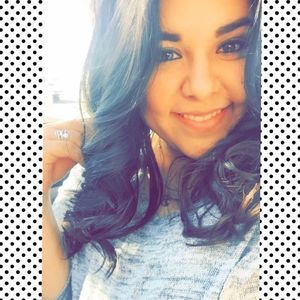 Meet your Posher, Briana