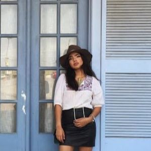 Meet your Posher, Christina