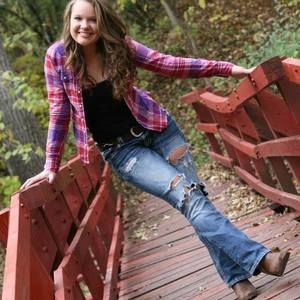 Meet your Posher, Savanna