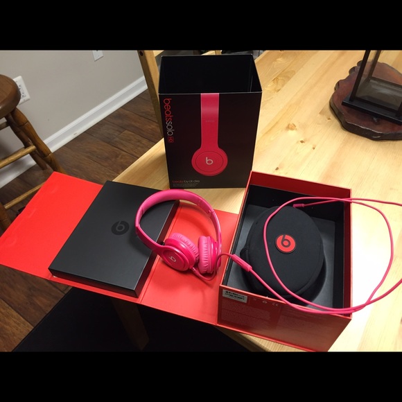 Pink Beats by Dre headphones