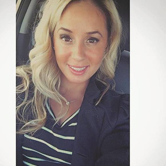 Meet your Posher, Jena