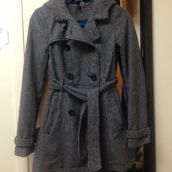 H&M trench coat size 2