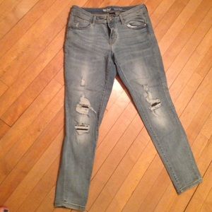 Mossimo mid rise skinny jeans worn once