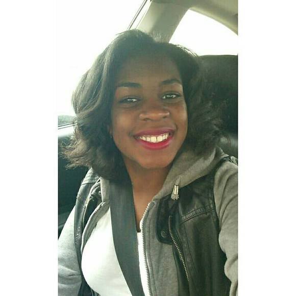 Meet your Posher, Sakinah