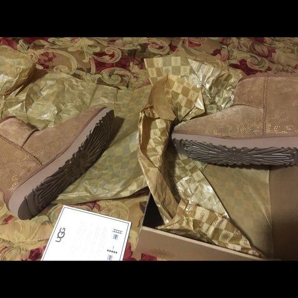 Classic Mini Uggs Booties Size 7 - image 2