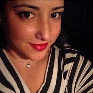 Meet your Posher, Marianela
