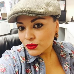 Meet your Posher, Natalie