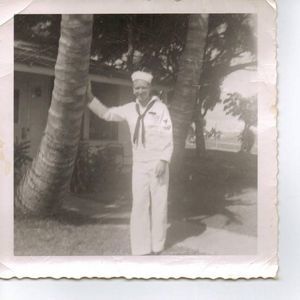 Meet your Posher, Dee