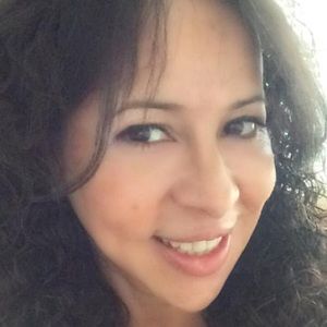 Meet your Posher, Adriana