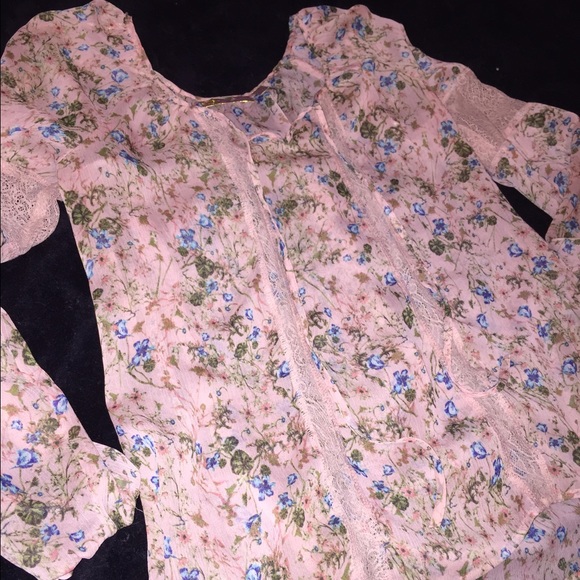 🚨Princess by Vera Wang peasant top - Picture 4 of 4