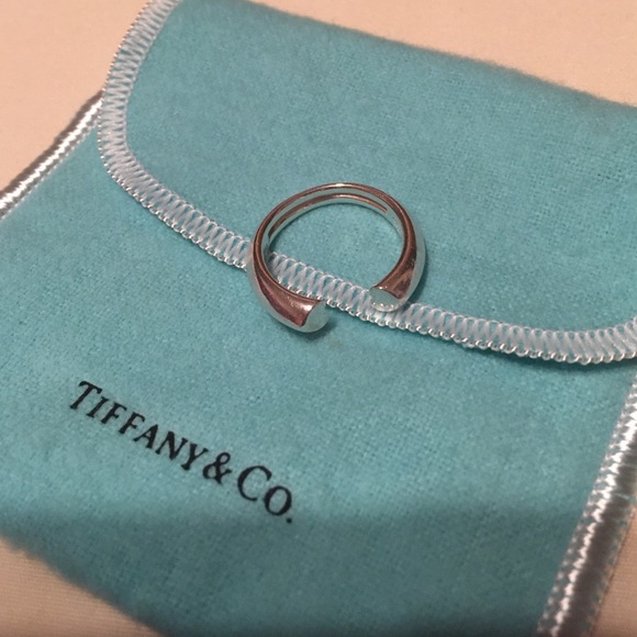 Tiffany & Co. Jewelry - Tiffany & Co. ring, like new, Paloma Picasso