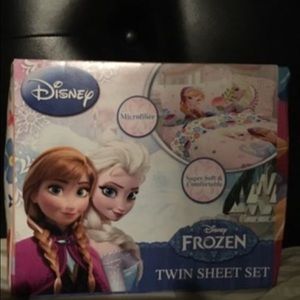 Frozen twin sheet set