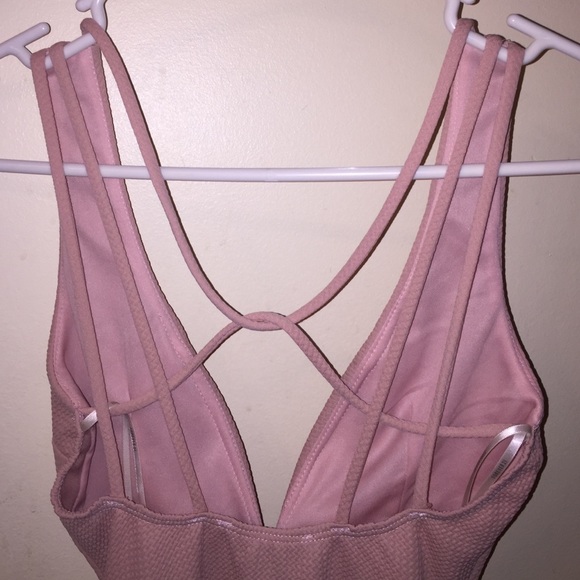 💋Forever 21 body con dress - Picture 3 of 4