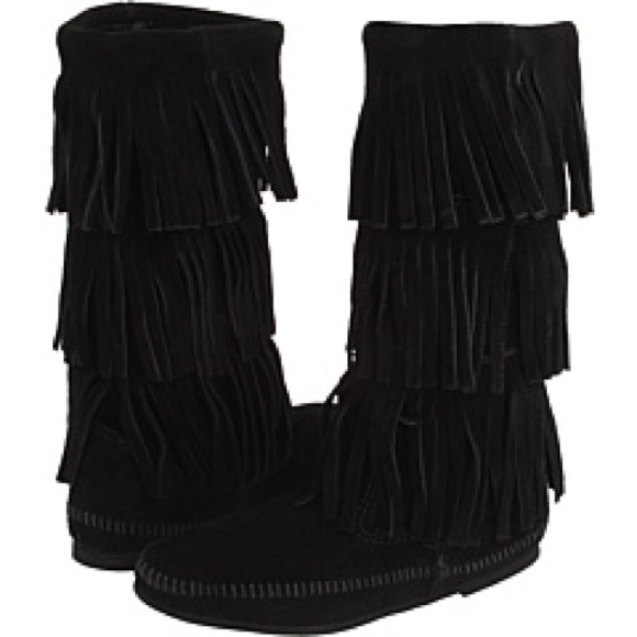 Minnetonka black fringe boots