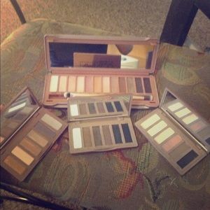 naked DUPE palettes