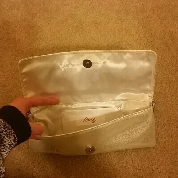 Sparkly Silver Formal Clutch Purse - Picture 2 of 4