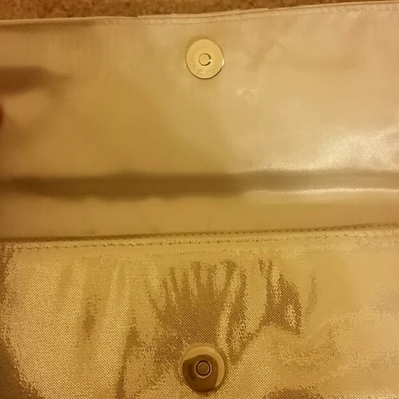 Sparkly Silver Formal Clutch Purse - Picture 3 of 4