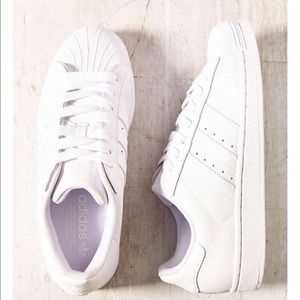 White adidas superstar sneakers