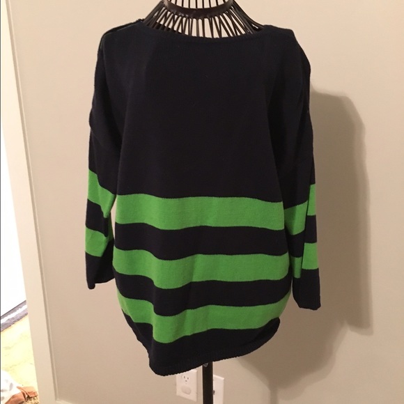 Cute 3/4 sleeve sweater