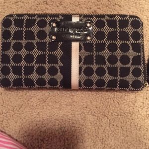 Kate Spade black and white wallet