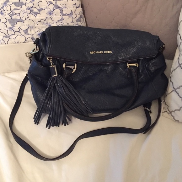 Gently used Michael Kor purse!!!