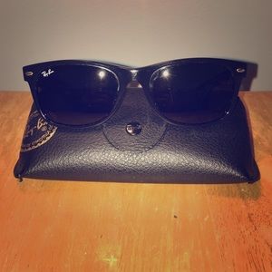 Rayban wayfarer sunglasses 🕶