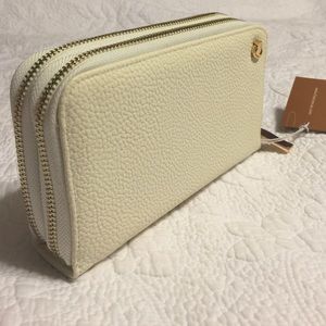 Ivory Wallet