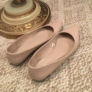 Nude Express Flats