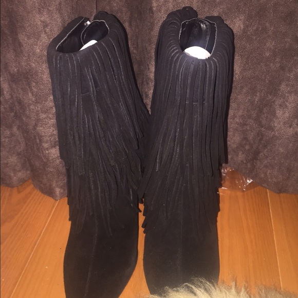 ZARA FRINGE BOOTIES - Picture 2 of 2