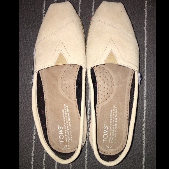 Limited TOMS Suede Moccasins