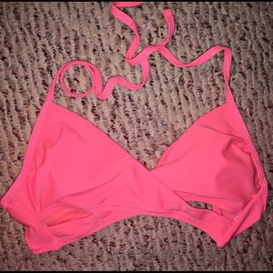 Criss cross bikini top
