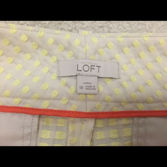 LOFT Polka Dot Shorts - Picture 2 of 4