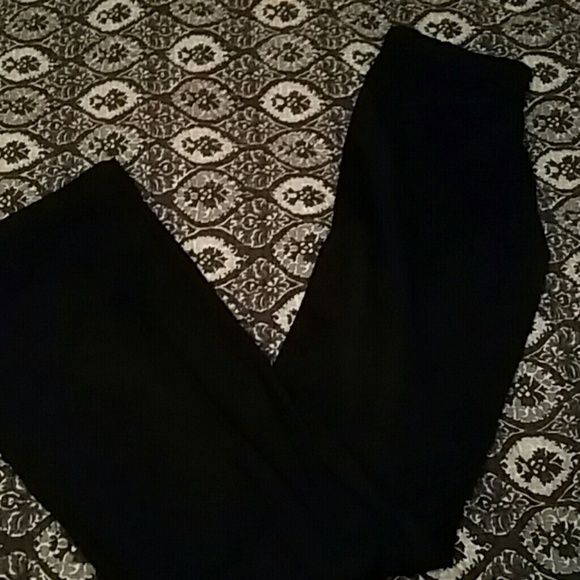Black xs flair yoga pants