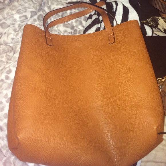 Street level tote bag