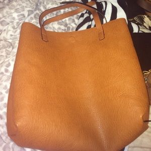 Street level tote bag