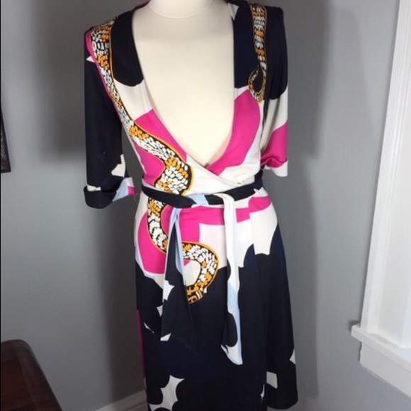 Authentic Diane Von Furstenberg wrap dress size 4