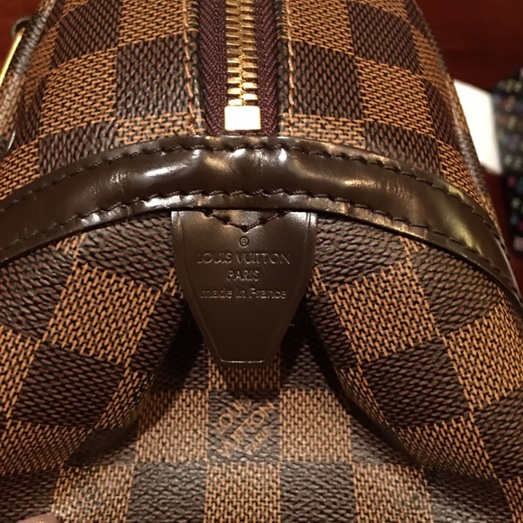 💢SOLD💢 Louis Vuitton Rivington PM - Picture 3 of 4